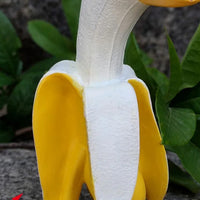 Banana-Duck Statue — detail view