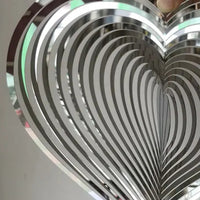 Kinetic Heart Spinner — detail view
